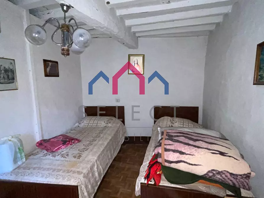 Immagine 28 di Terratetto in vendita  a Borgo A Mozzano