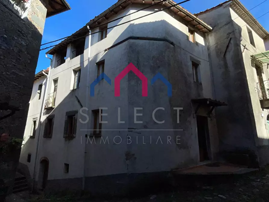 Immagine 40 di Terratetto in vendita  a Borgo A Mozzano