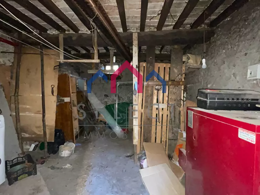 Immagine 35 di Terratetto in vendita  a Borgo A Mozzano