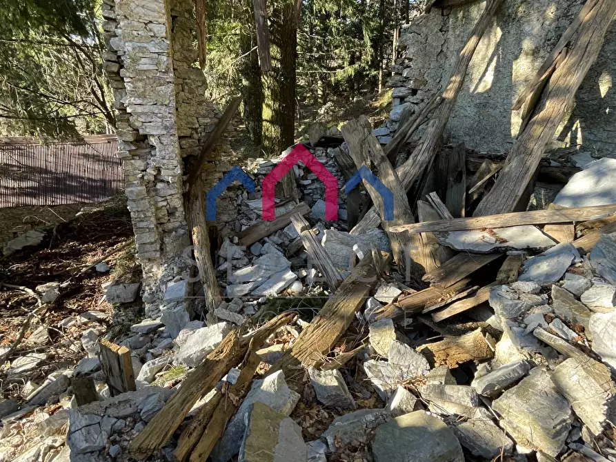 Immagine 24 di Rustico / casale in vendita  a Fabbriche Di Vergemoli