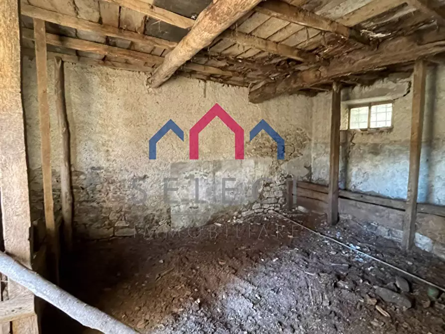 Immagine 54 di Rustico / casale in vendita  a Fabbriche Di Vergemoli