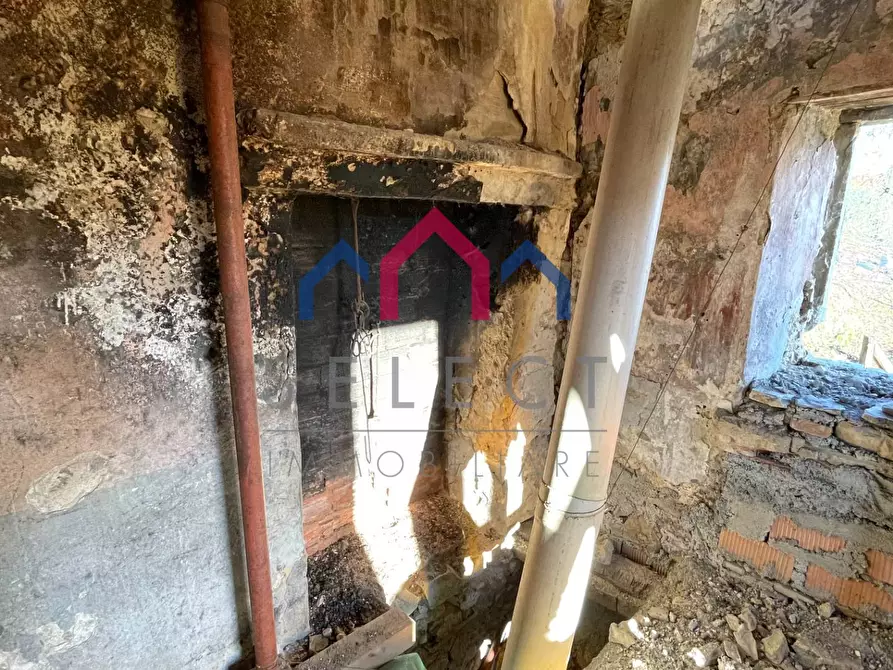 Immagine 23 di Terratetto in vendita  a Molazzana