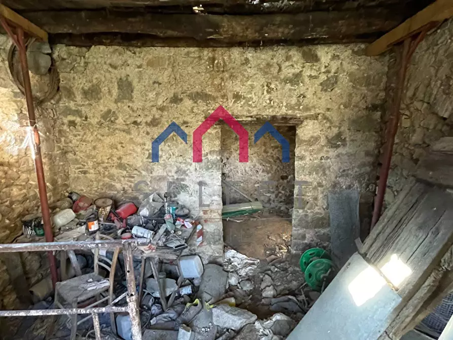 Immagine 17 di Terratetto in vendita  a Molazzana