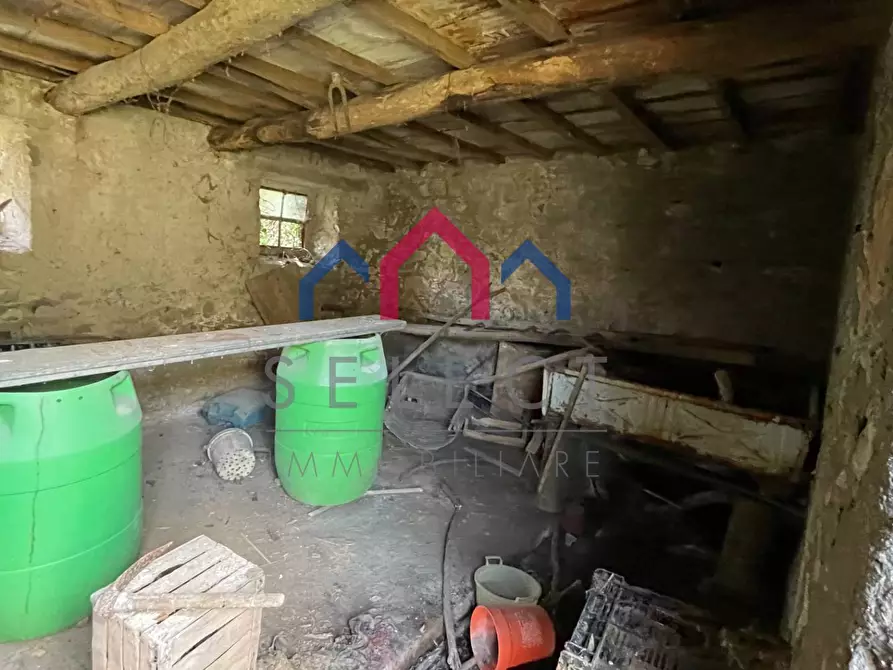 Immagine 26 di Rustico / casale in vendita  a Fabbriche Di Vergemoli