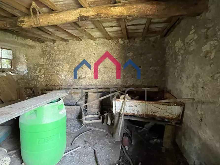 Immagine 27 di Rustico / casale in vendita  a Fabbriche Di Vergemoli