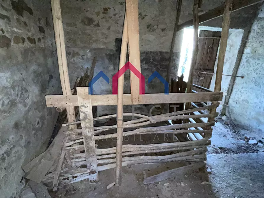 Immagine 27 di Rustico / casale in vendita  a Fabbriche Di Vergemoli