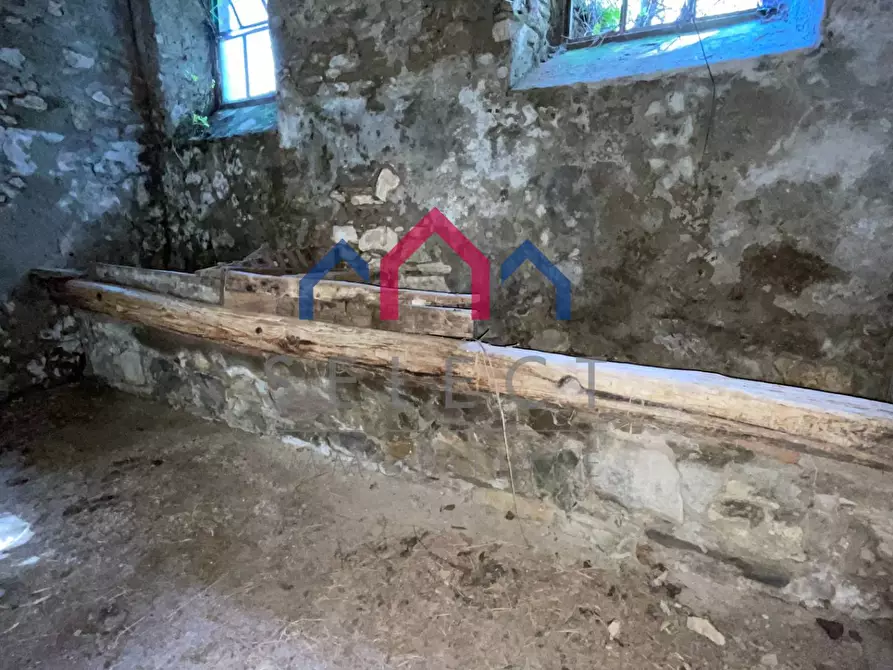 Immagine 26 di Rustico / casale in vendita  a Fabbriche Di Vergemoli