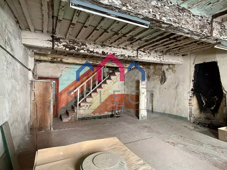 Immagine 54 di Palazzo in vendita  a Borgo A Mozzano