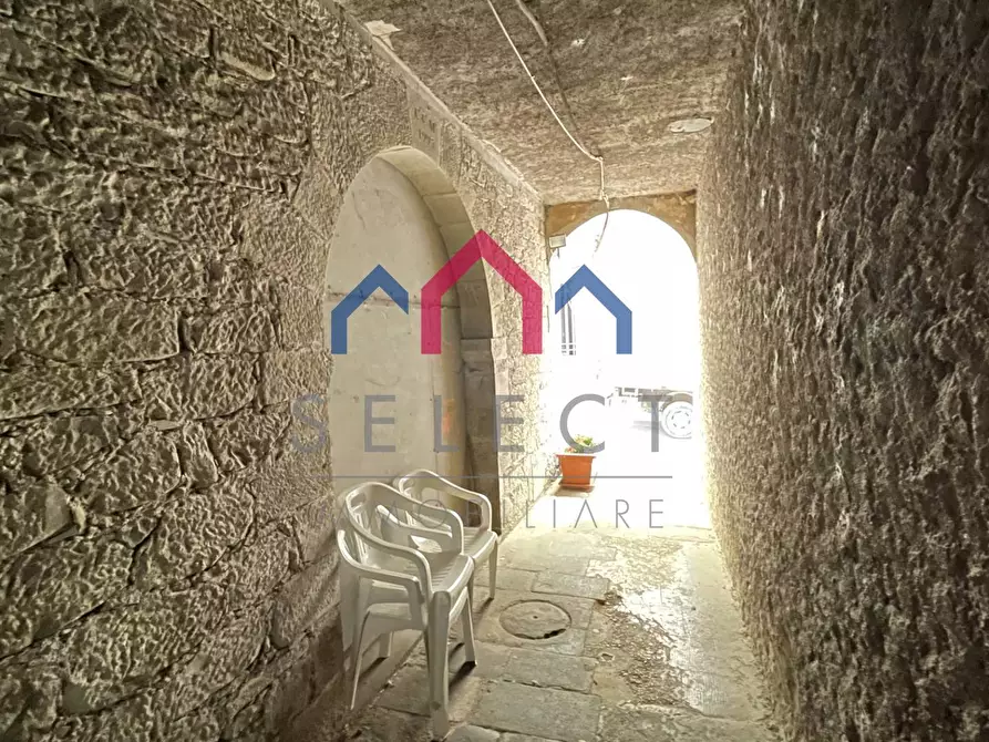 Immagine 9 di Palazzo in vendita  a Borgo A Mozzano