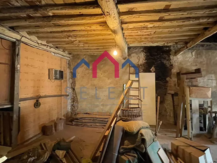 Immagine 64 di Palazzo in vendita  a Borgo A Mozzano