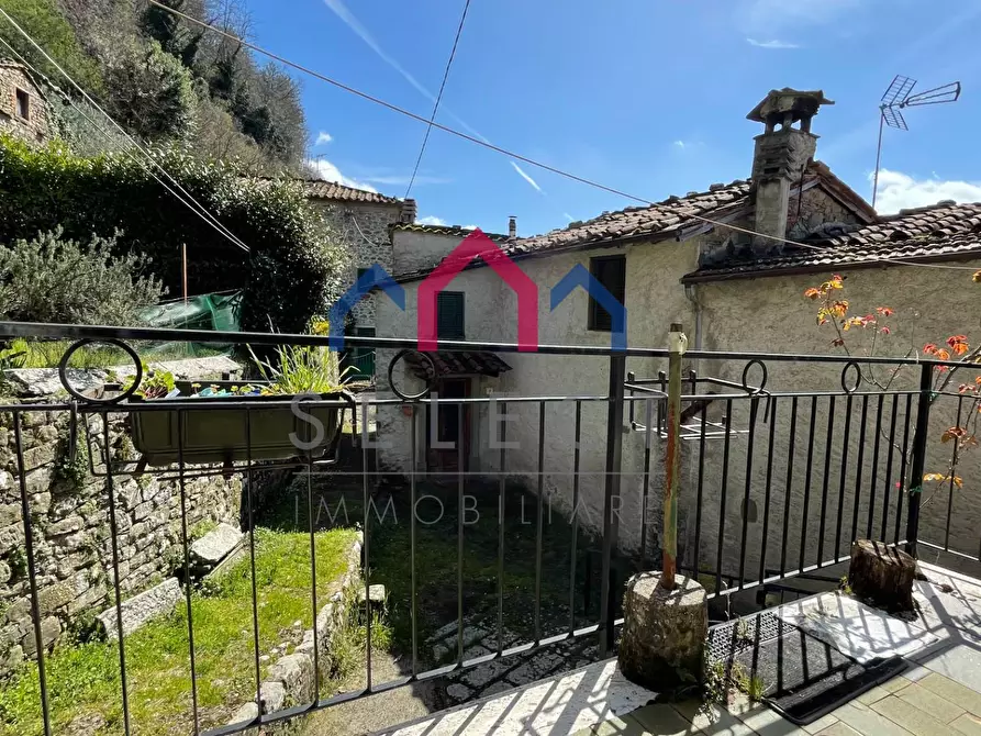 Immagine 23 di Appartamento in vendita  a Bagni Di Lucca