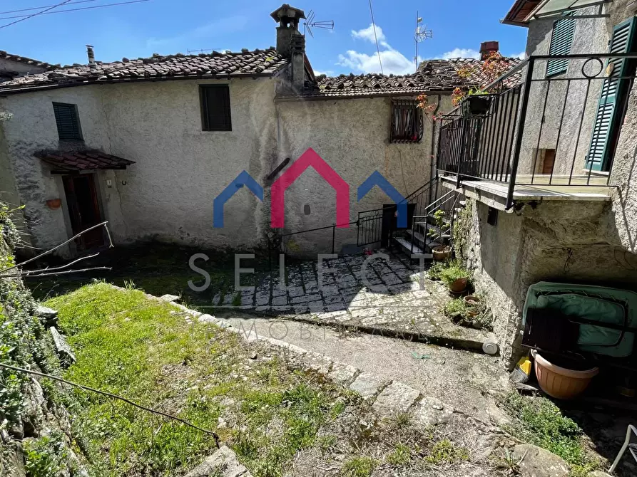 Immagine 13 di Appartamento in vendita  a Bagni Di Lucca