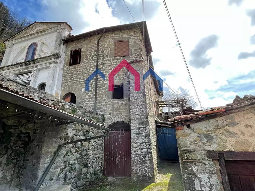 casa indipendente in vendita a Bagni di Lucca in zona Benabbio