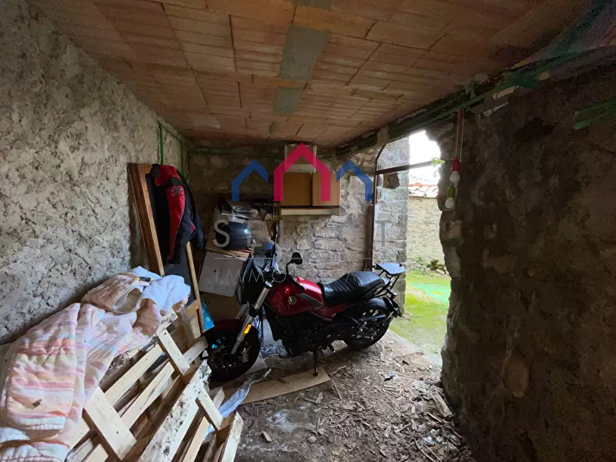 Immagine 30 di Terratetto in vendita  a Bagni Di Lucca