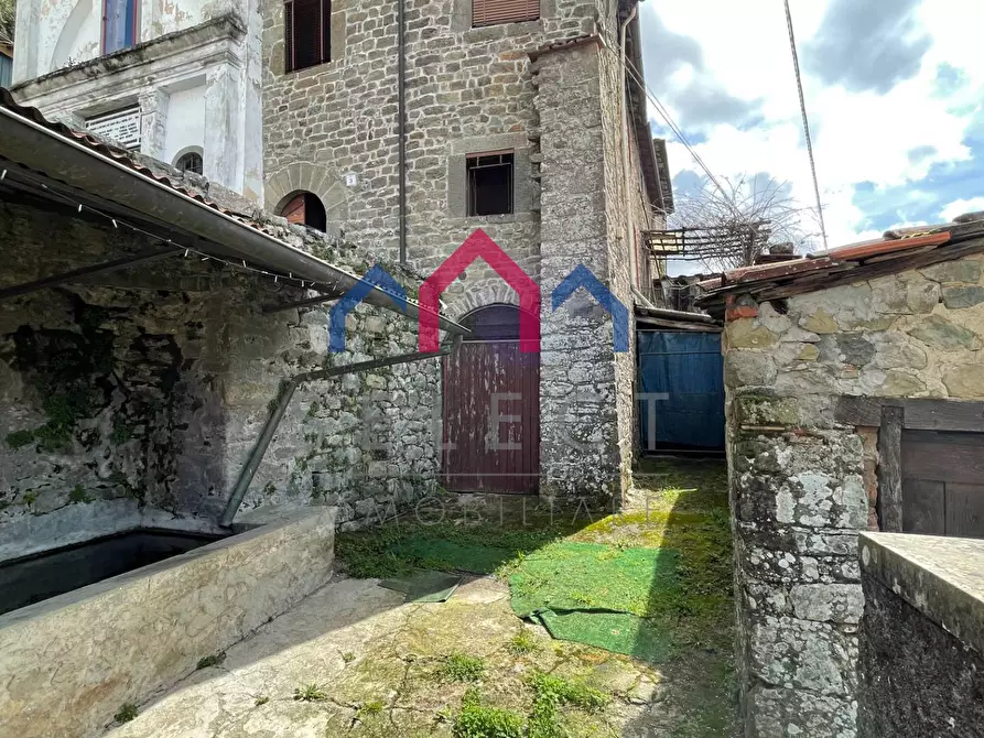 Immagine 2 di Terratetto in vendita  a Bagni Di Lucca