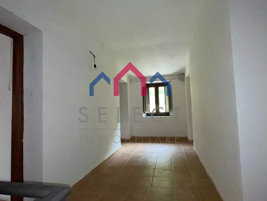 Immagine 69 di Agriturismo in vendita  a Gallicano