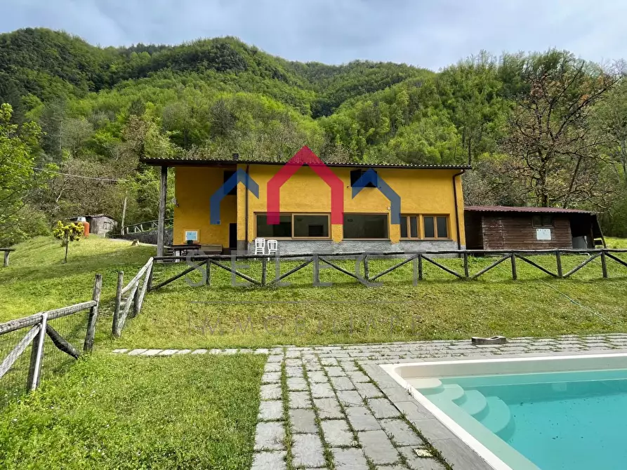Immagine 42 di Agriturismo in vendita  a Gallicano