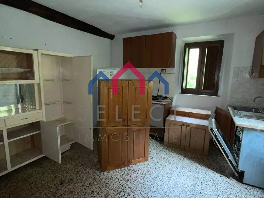 Immagine 64 di Agriturismo in vendita  a Gallicano