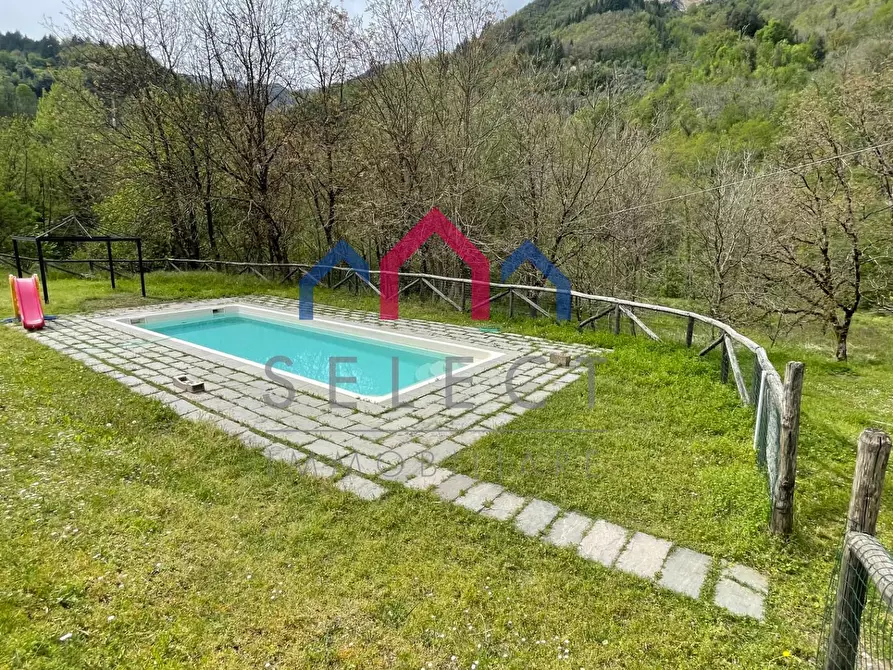 Immagine 39 di Agriturismo in vendita  a Gallicano