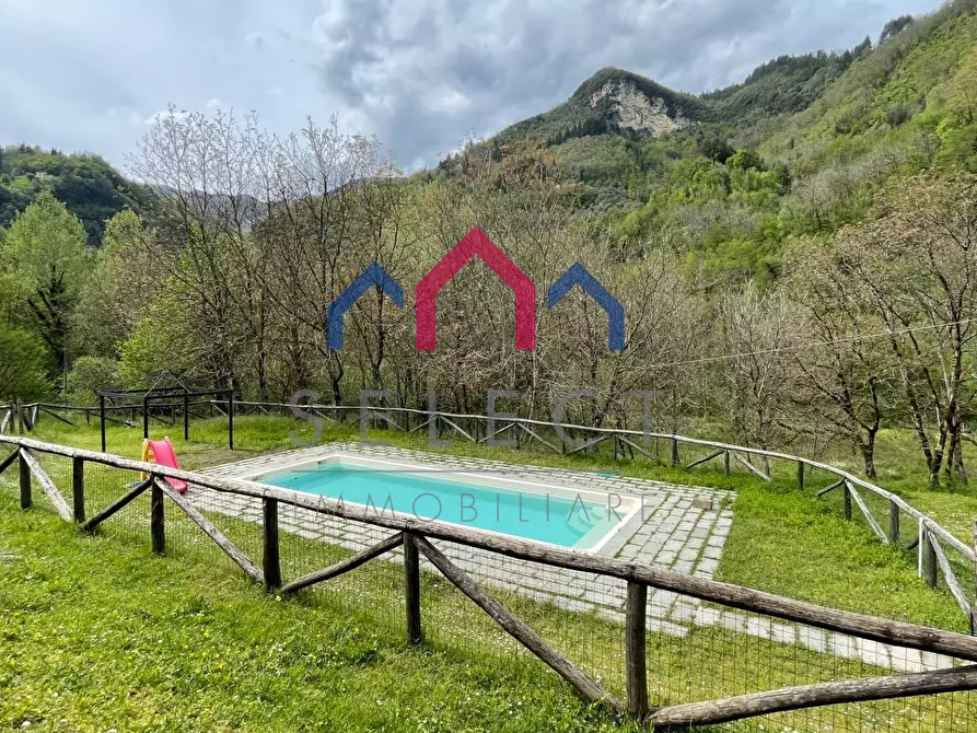 Immagine 29 di Agriturismo in vendita  a Gallicano