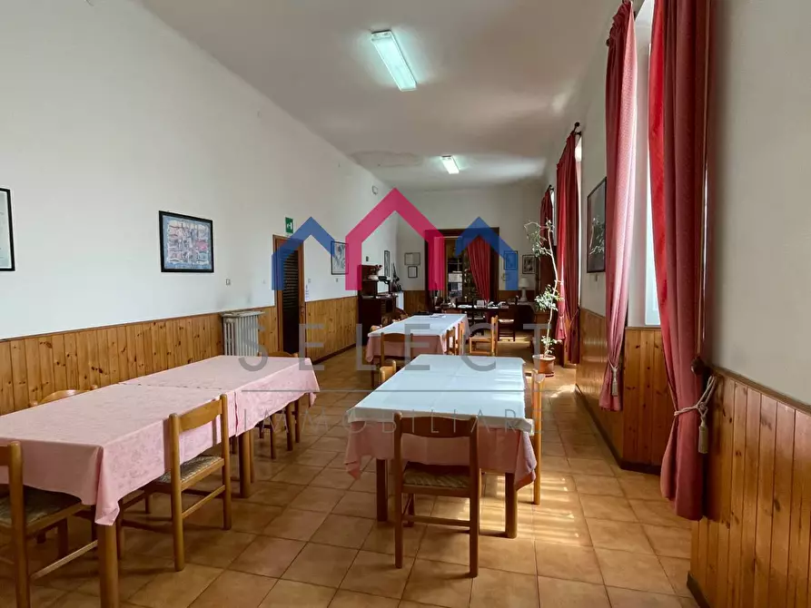 Immagine 6 di Albergo/B&B/Residence in vendita  a Barga