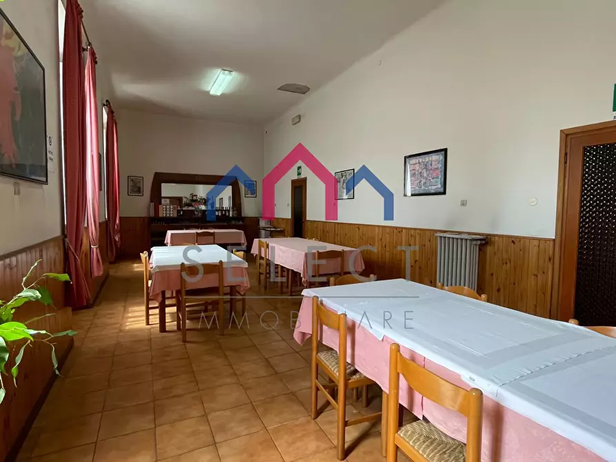 Immagine 5 di Albergo/B&B/Residence in vendita  a Barga