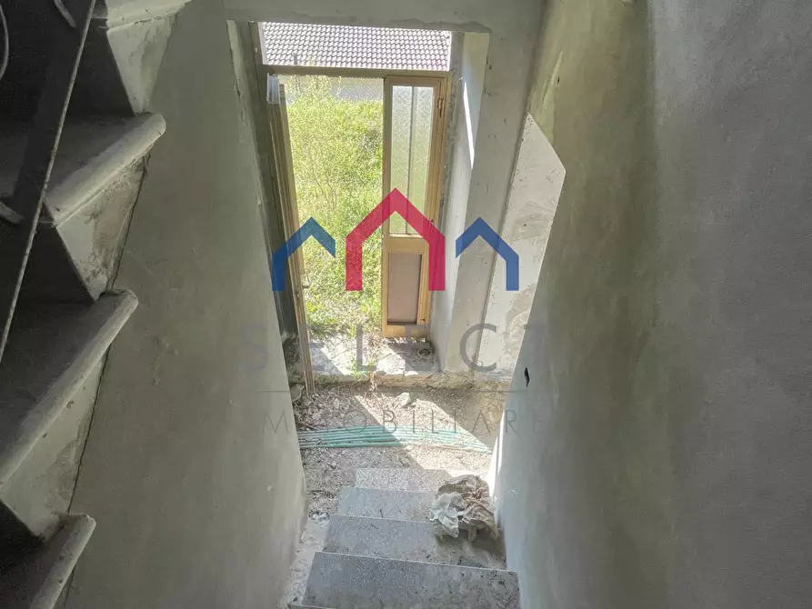 Immagine 14 di Rustico / casale in vendita  a Minucciano