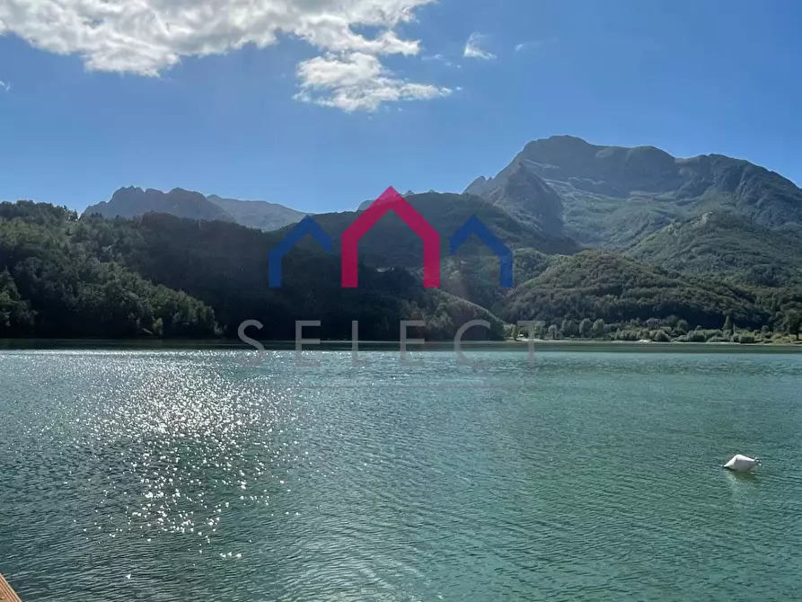 Immagine 63 di Rustico / casale in vendita  a Minucciano