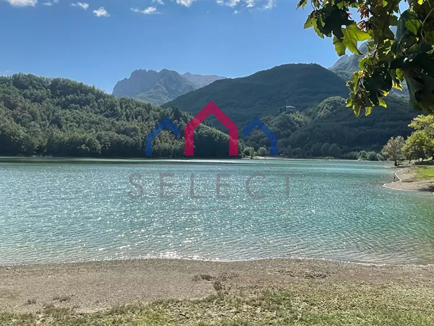 Immagine 65 di Rustico / casale in vendita  a Minucciano