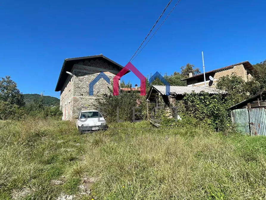 Immagine 59 di Rustico / casale in vendita  a Minucciano