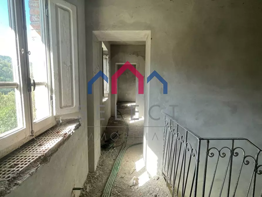 Immagine 32 di Rustico / casale in vendita  a Minucciano