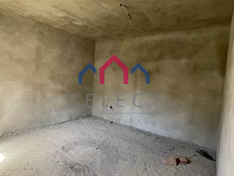 Immagine 40 di Rustico / casale in vendita  a Minucciano