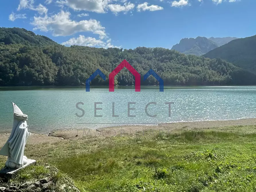 Immagine 67 di Rustico / casale in vendita  a Minucciano