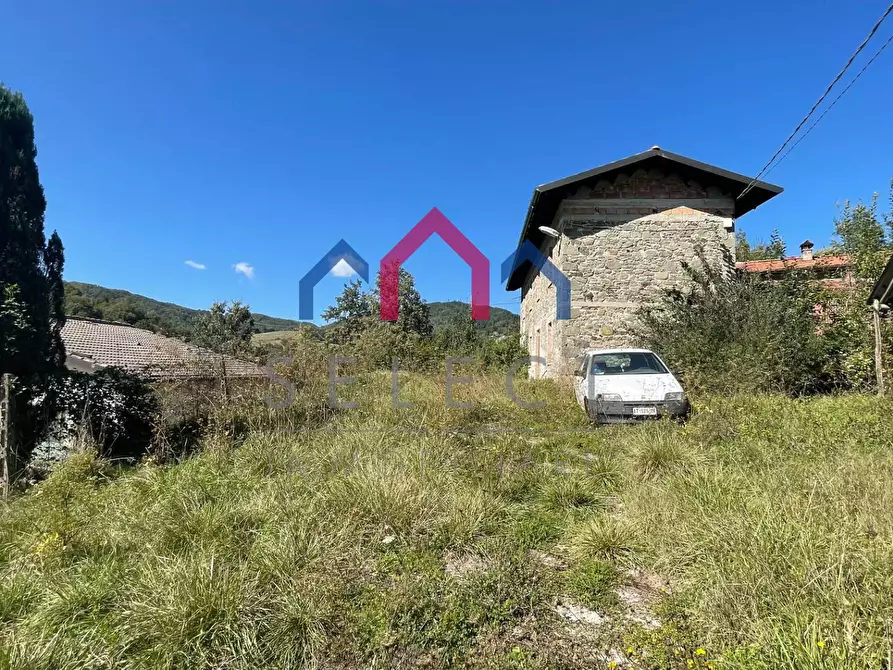 Immagine 60 di Rustico / casale in vendita  a Minucciano