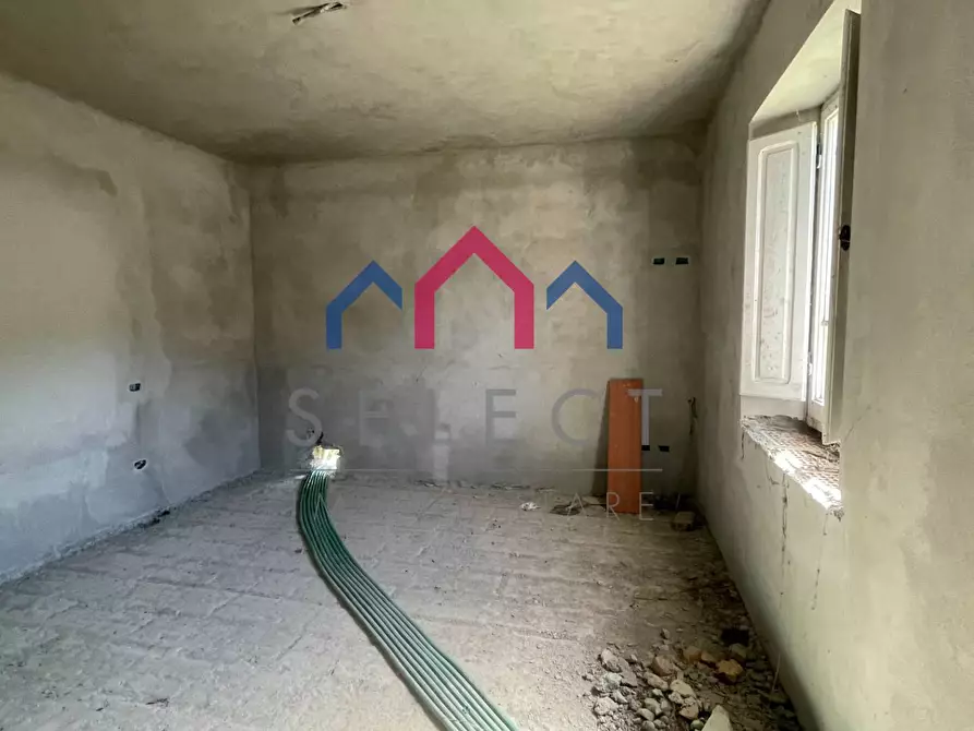 Immagine 26 di Rustico / casale in vendita  a Minucciano