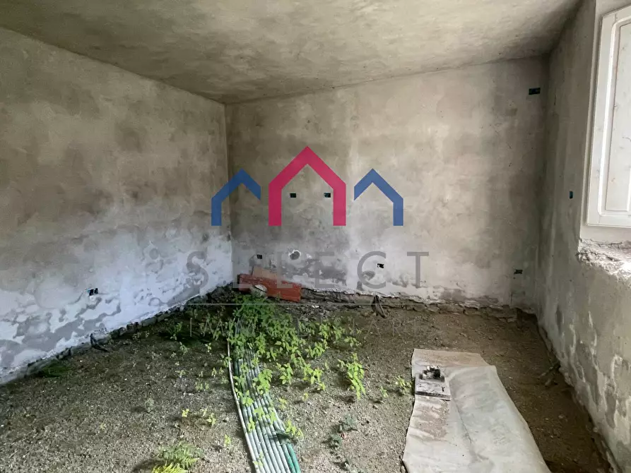 Immagine 21 di Rustico / casale in vendita  a Minucciano