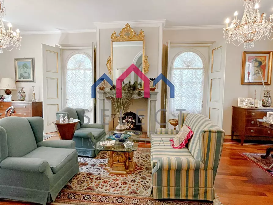 Immagine 23 di Villa in vendita  a Bagni Di Lucca