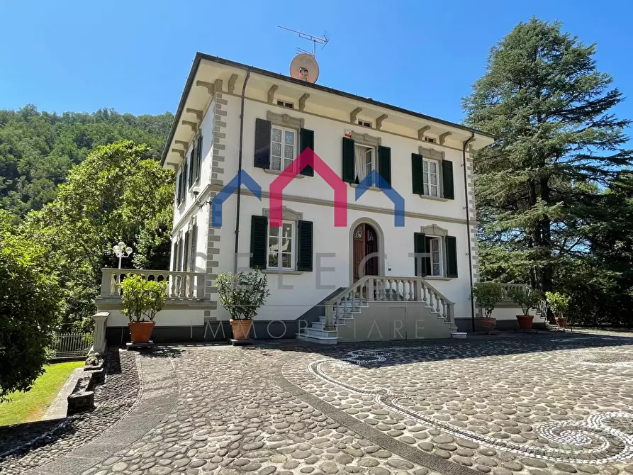 Immagine 17 di Villa in vendita  a Bagni Di Lucca