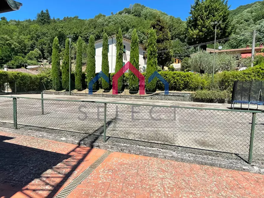 Immagine 75 di Villa in vendita  a Bagni Di Lucca