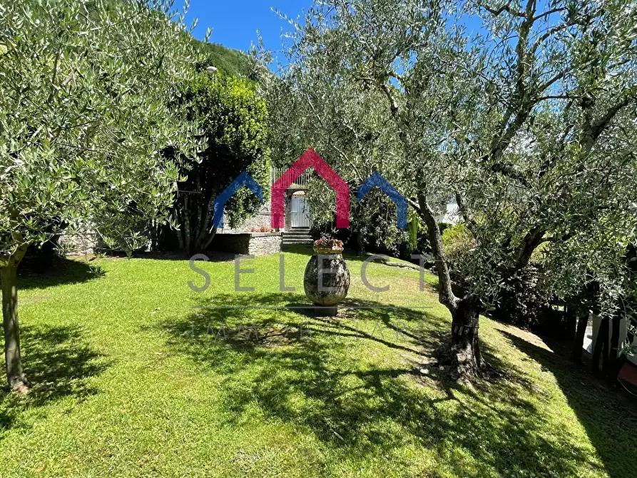 Immagine 72 di Villa in vendita  a Bagni Di Lucca