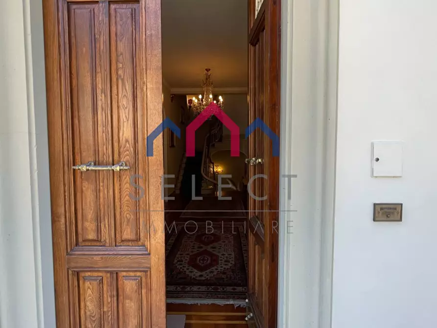 Immagine 18 di Villa in vendita  a Bagni Di Lucca