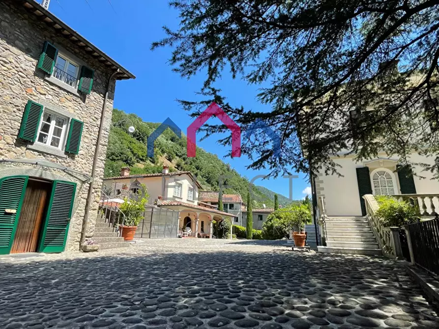 Immagine 67 di Villa in vendita  a Bagni Di Lucca