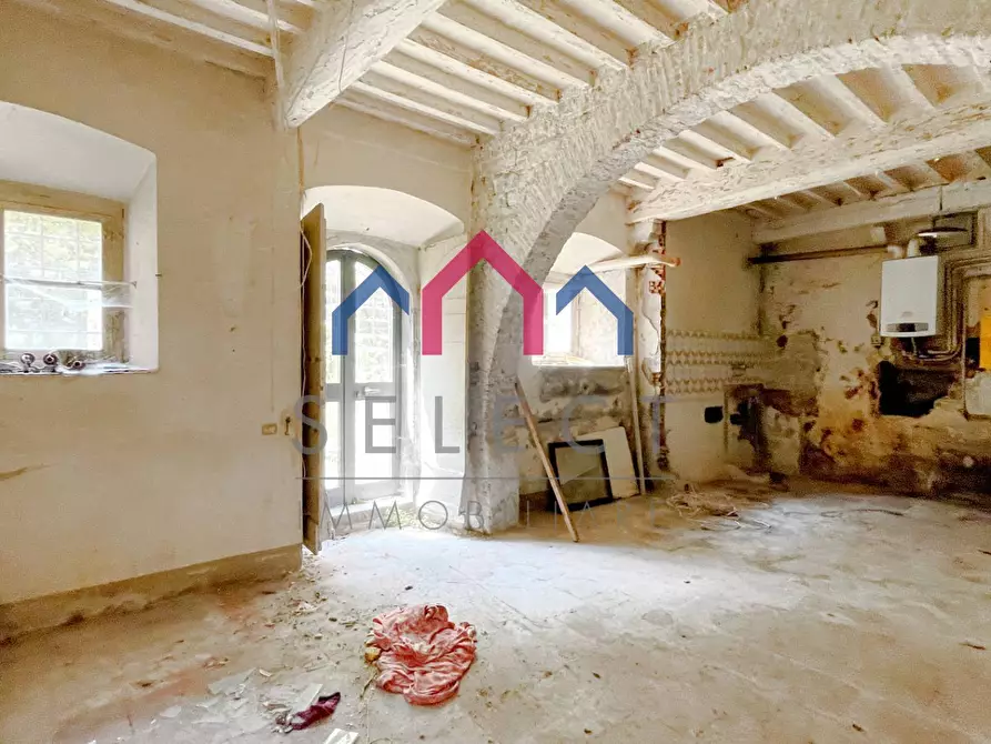 Immagine 4 di Appartamento in vendita  a Bagni Di Lucca