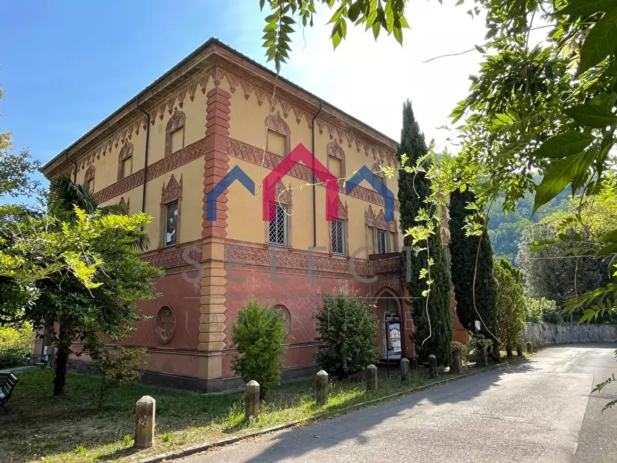Immagine 42 di Appartamento in vendita  a Bagni Di Lucca