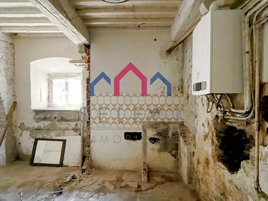 Immagine 7 di Appartamento in vendita  a Bagni Di Lucca