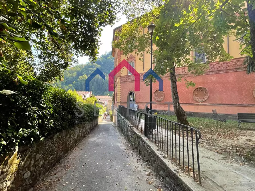 Immagine 41 di Appartamento in vendita  a Bagni Di Lucca