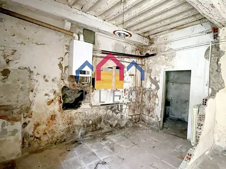 Immagine 6 di Appartamento in vendita  a Bagni Di Lucca