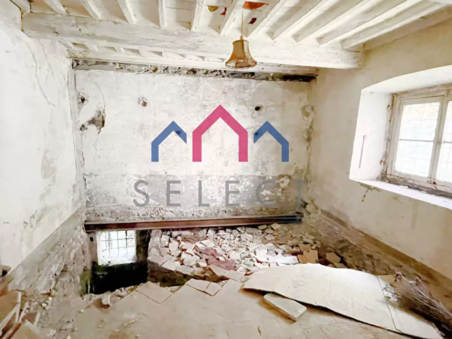 Immagine 23 di Appartamento in vendita  a Bagni Di Lucca
