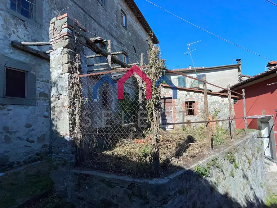 Immagine 125 di Villa in vendita  a Pescaglia