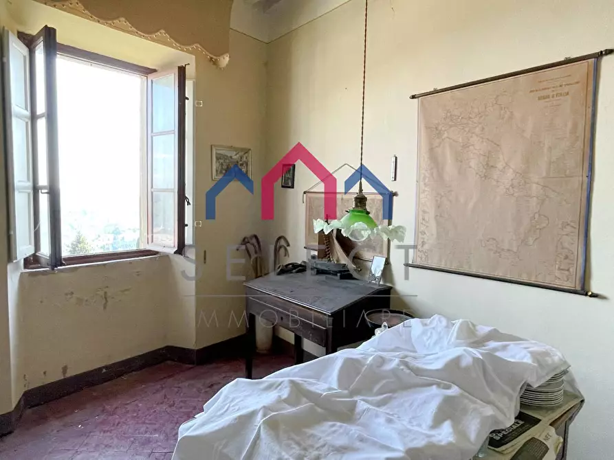 Immagine 24 di Villa in vendita  a Pescaglia